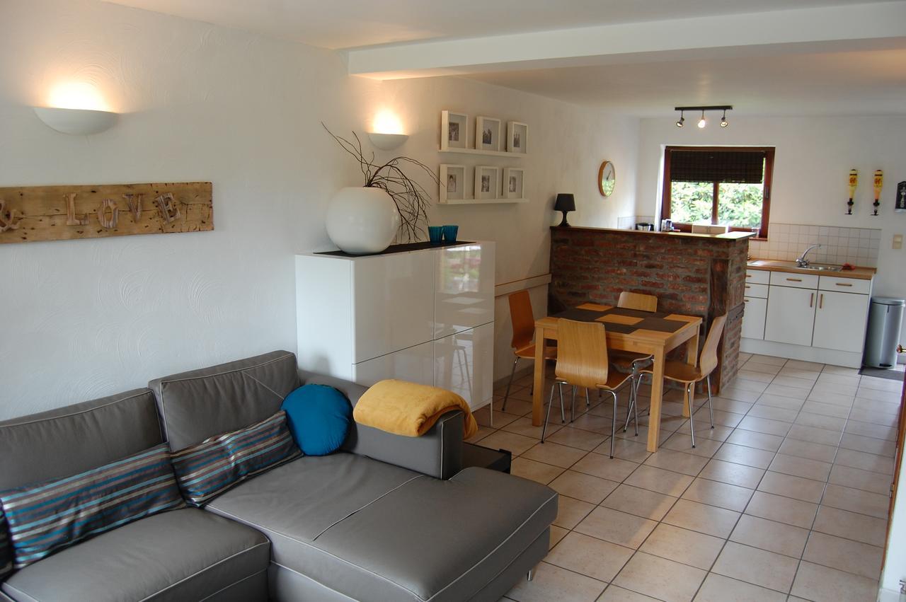 Appartement Fleurs Des Champs - Esc'Appart Rochefort Kültér fotó